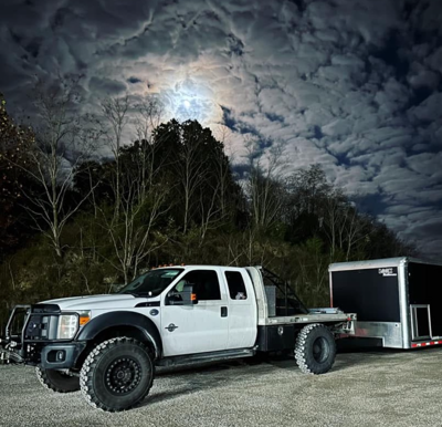 Ford F550 Ford Super Duty Aluminum Flatbed Toe Rig Farm Truck Work Truck